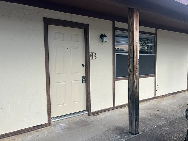 1 bed, 700 sqft, $950 — Photo 2