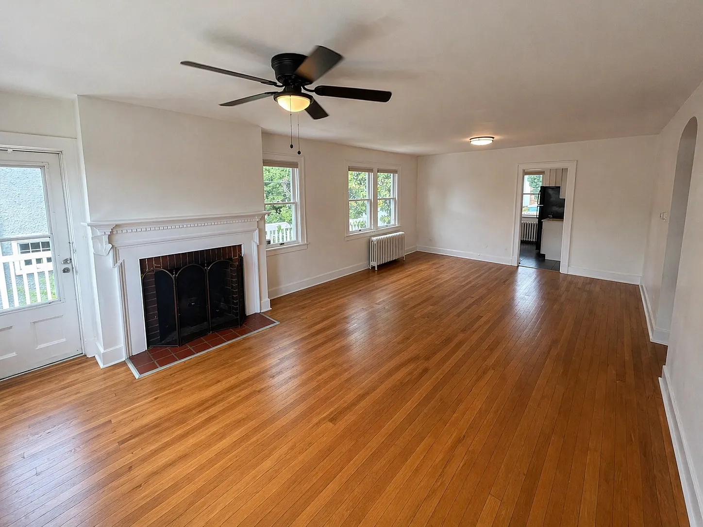 2 bed, 1200 sqft, $1,850 — Photo 3