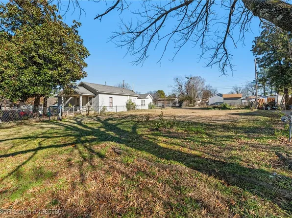 5105 S 32nd St, Fort Smith, AR 72903