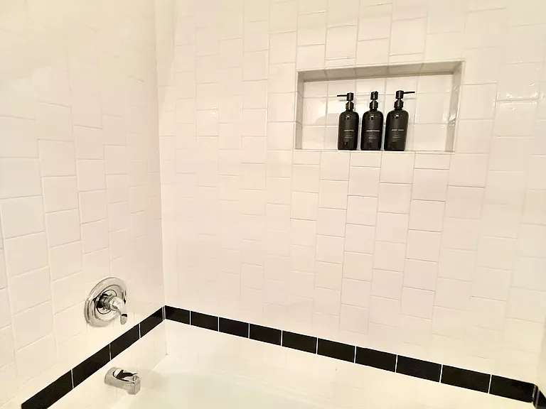 8910 Slayton Dr — Photo 19