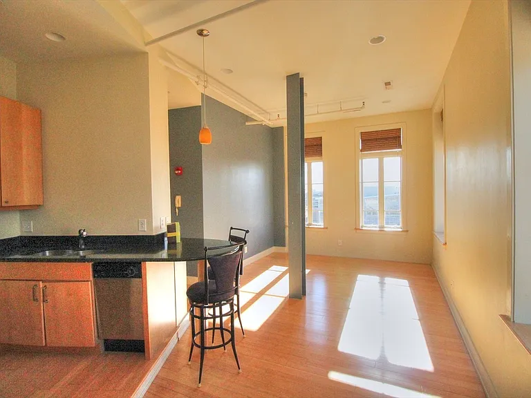 103 W Main St #406 — Photo 6