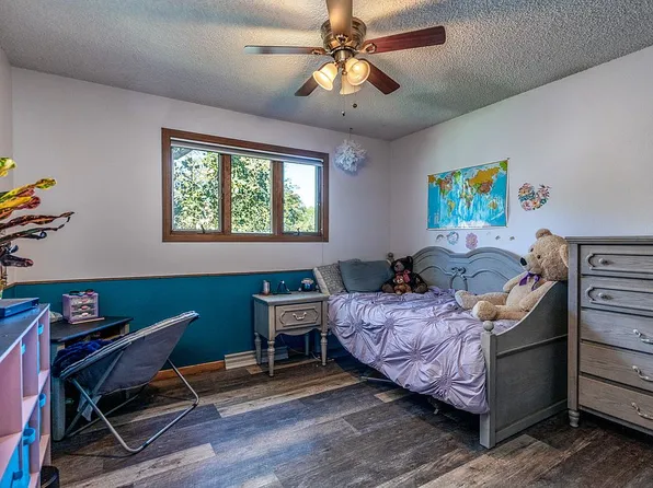 715 Shamrock Ln, Billings, MT 59105