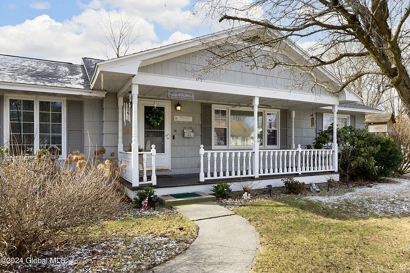 5th image of 14 Meadow Road