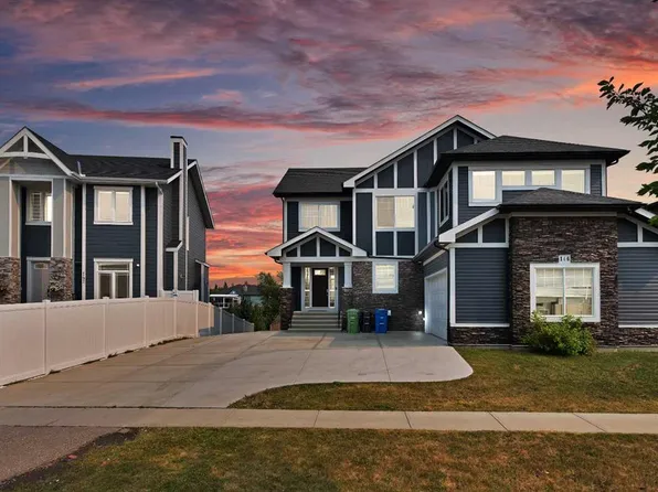 146 W Canoe Cres SW, Airdrie, AB T4B 2N9