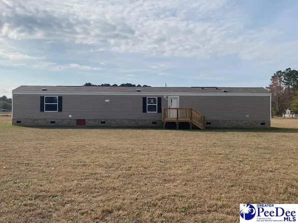 2418 Southern Dr, Latta, SC 29565