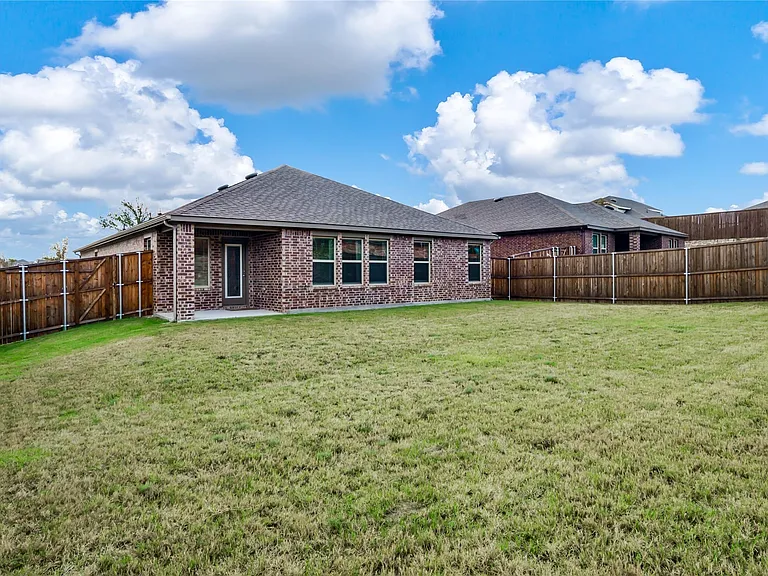 2638 Azaleas Run Dr — Photo 26