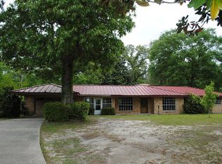 305 Caesar Rd, Picayune, MS 39466