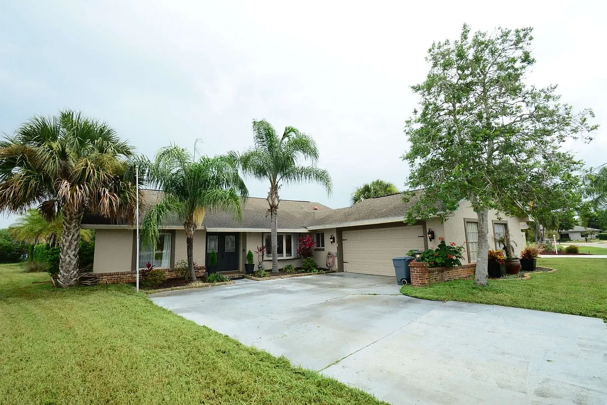 58 Comanche Ct — Photo 2