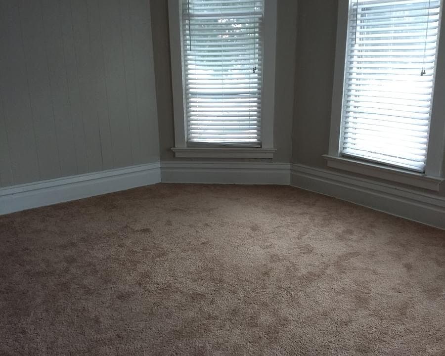 1st image of 217 W Vine St APT 1