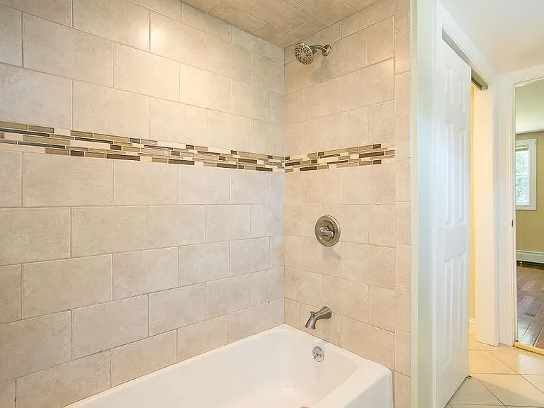 132 Evarts St #2 — Photo 21