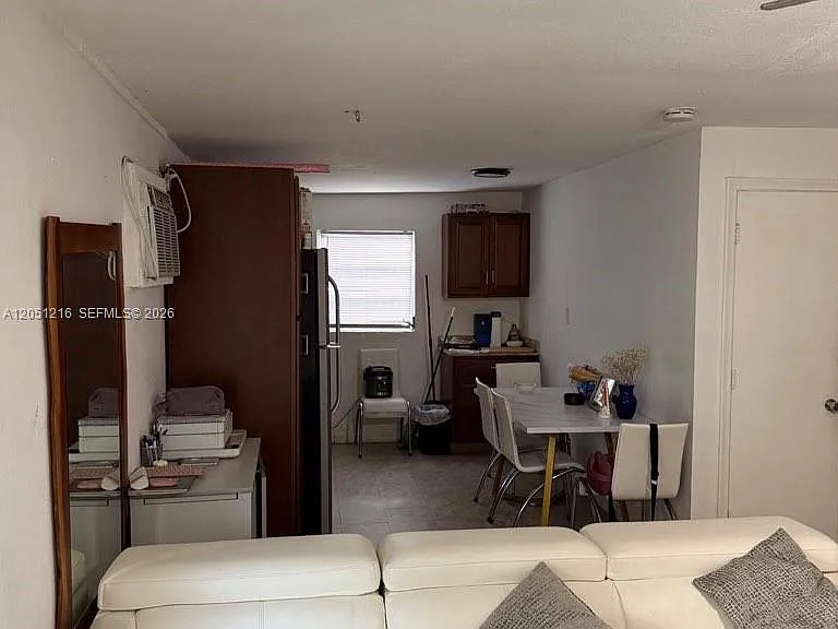 163 NW 40th St #3 — Photo 6