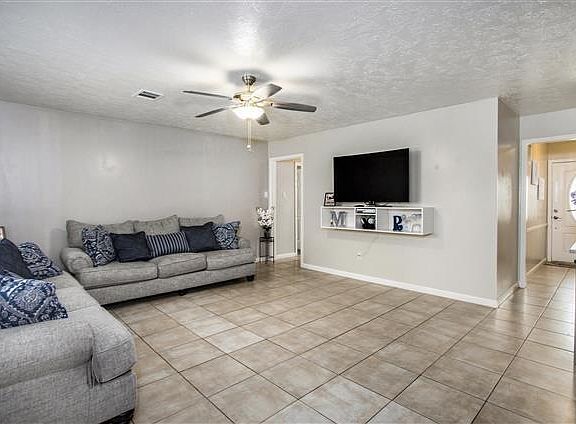 5th image of 4227 Alecia Dr