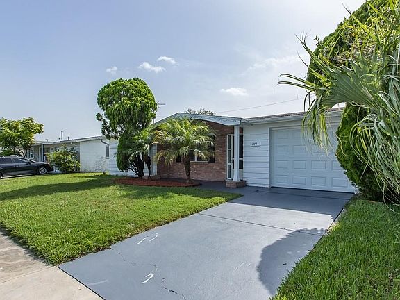 3rd image of 2114 Pamela Dr