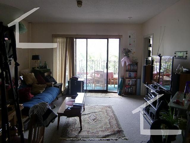 2nd image of 318 Summit Ave APT 5