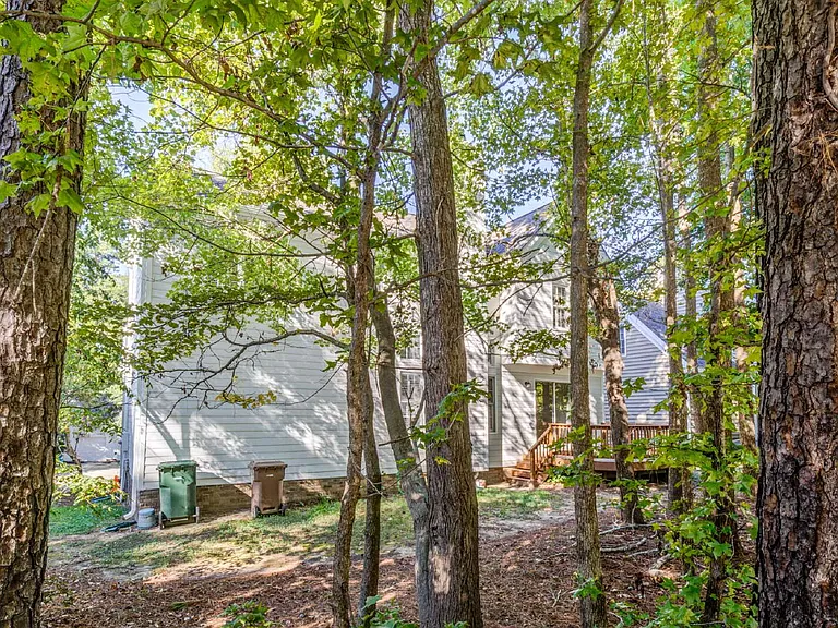 103 Unaka Ct — Photo 57