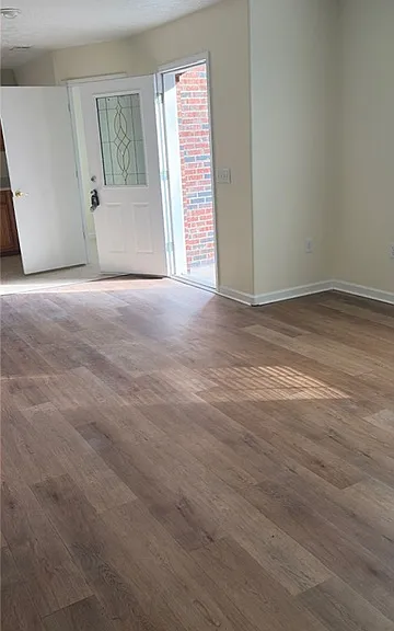 254 Park Pl — Photo 2