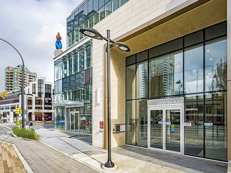6000 McKay Ave #22XX — Photo 16