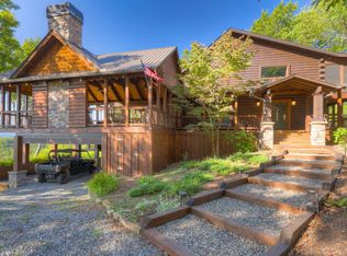 921 Griffith Pkwy, Blue Ridge, GA 30513