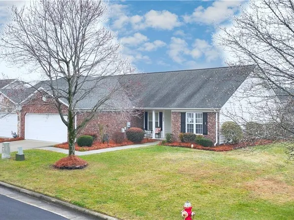 3920 Cloverwood Meadow Ln, High Point, NC 27265