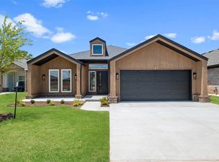 621 Argos Rd, Yukon, OK 73099