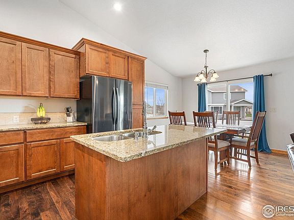 5th image of 1462 Benjamin Dr