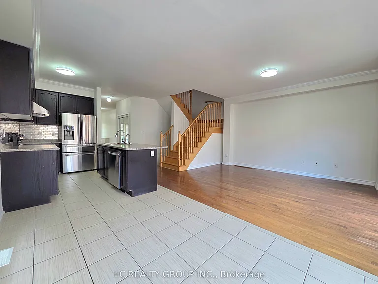 703 Hammersly Blvd — Photo 6