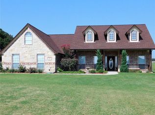 160 Williamsburg Ln, Springtown, TX 76082