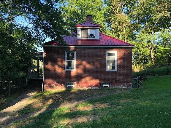 2nd image of 2394 7th St
