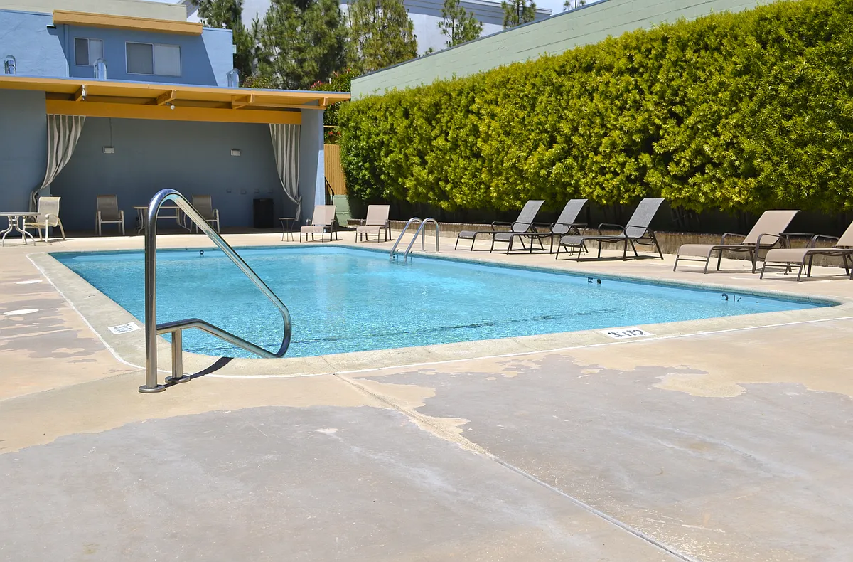 Building Photo - 1162 Saranap Ave #28B