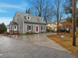 252 S Main St, Coventry, RI 02816