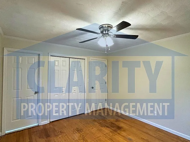 809 Dockery Ln SE — Photo 9