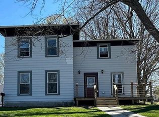 404 E Main St, Geneva, OH 44041