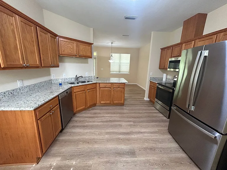 11570 NW 74th Ter #285 — Photo 5