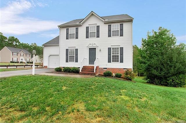 1st image of 901 Scotch Pine Ct