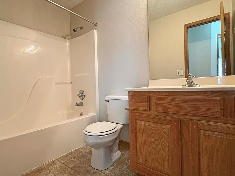 4332 N Hws Cleveland Blvd — Photo 10