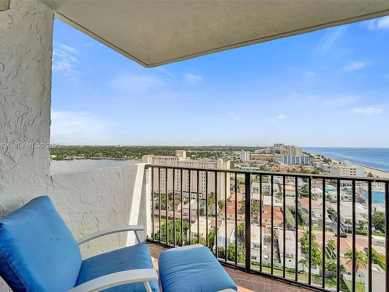 1201 S Ocean Dr #1702N — Photo 32