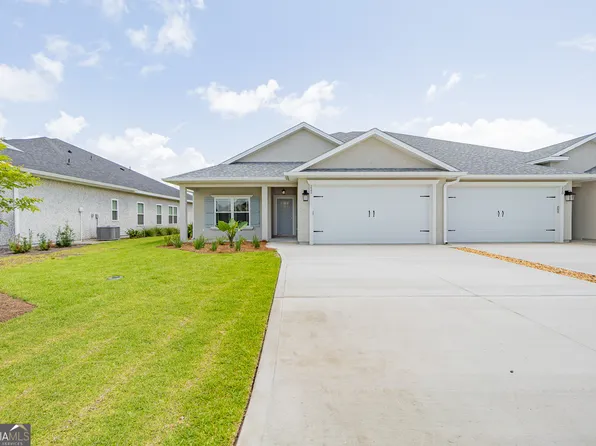 222 The Villas Way, Kingsland, GA 31548