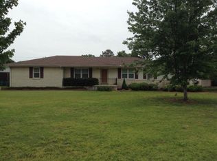1102 Hemlock St, Tuscumbia, AL 35674
