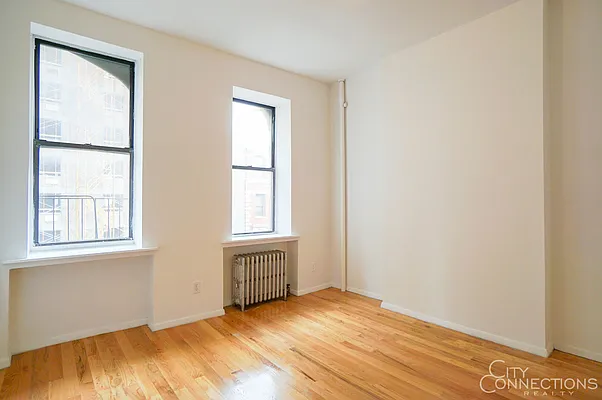 Rented by City Connections Realty | media 20