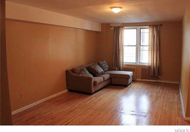 2nd image of 6535 Broadway APT 2J