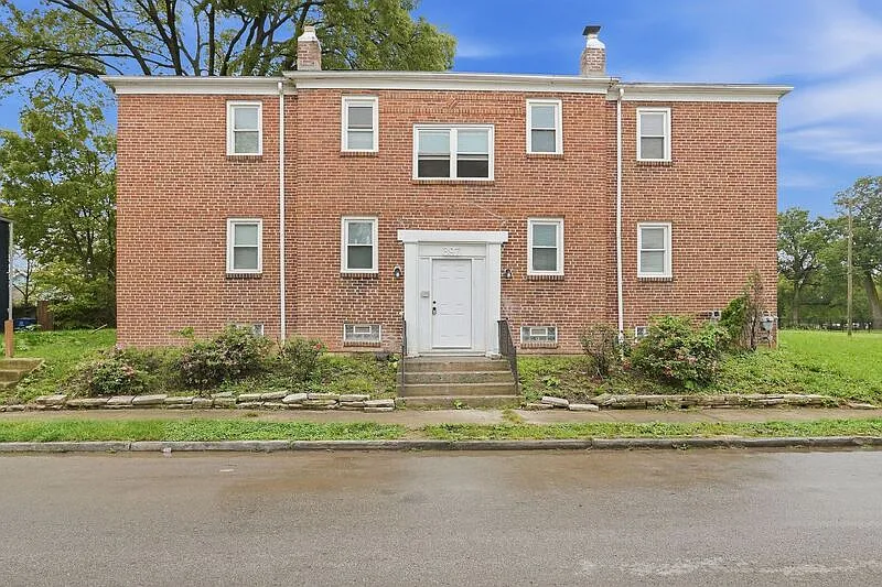 397 Catherine St #4