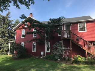 446 E Main St, Leola, PA 17540