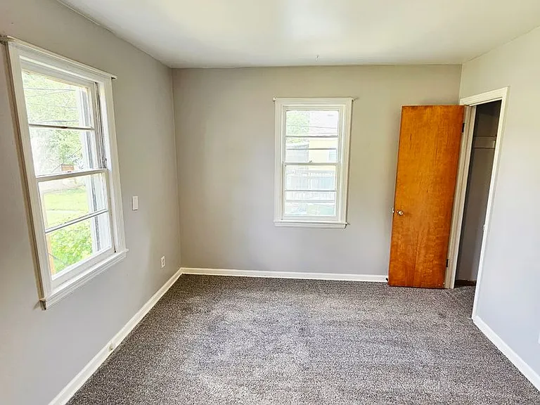 2942 Atwood Ter — Photo 16