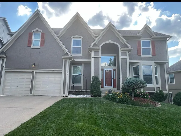 14804 Slater St — Photo 1