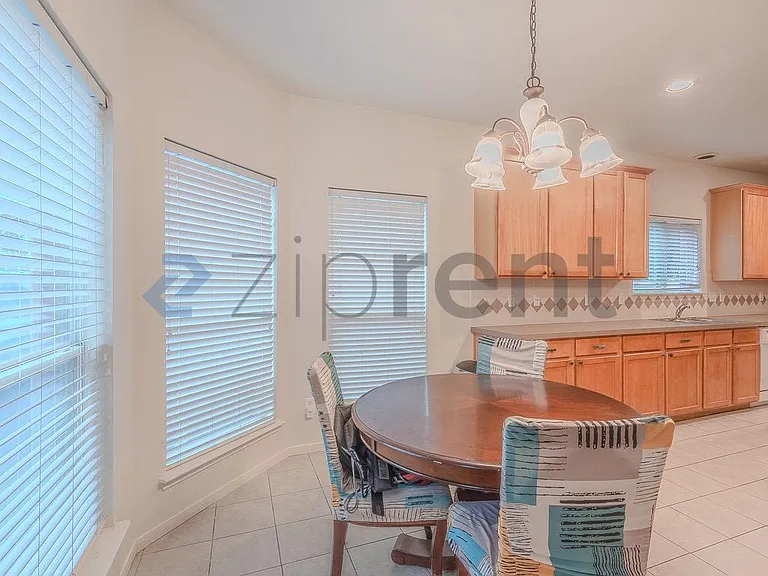 19927 Cypresswood Sq — Photo 18