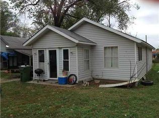 1010 N C St, Rogers, AR 72756