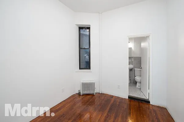 Rented by Mdrn Residential | media 18