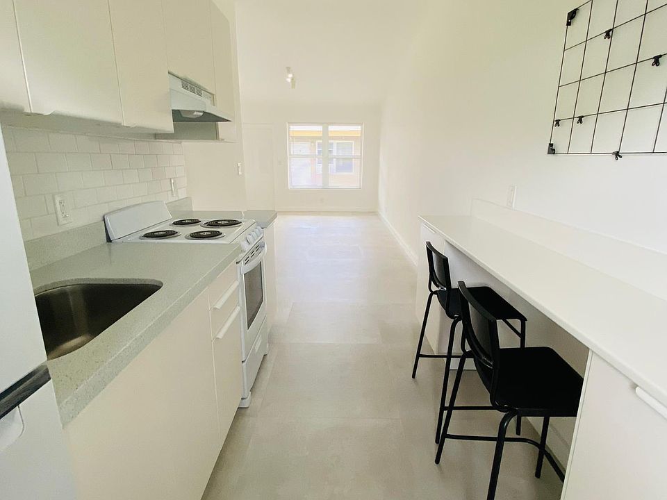 Open kitchen living room.