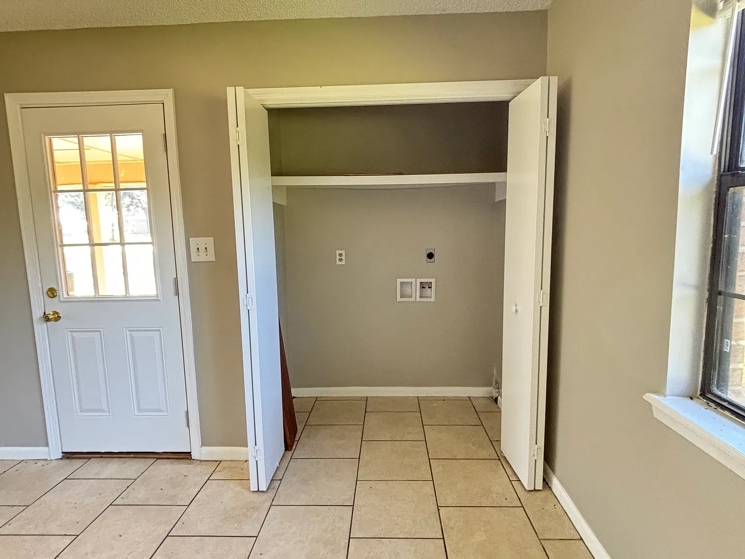 3 bed, 1064 sqft, $1,000 — Photo 4