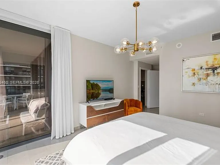 88 SW 7th St #1201 — Photo 29